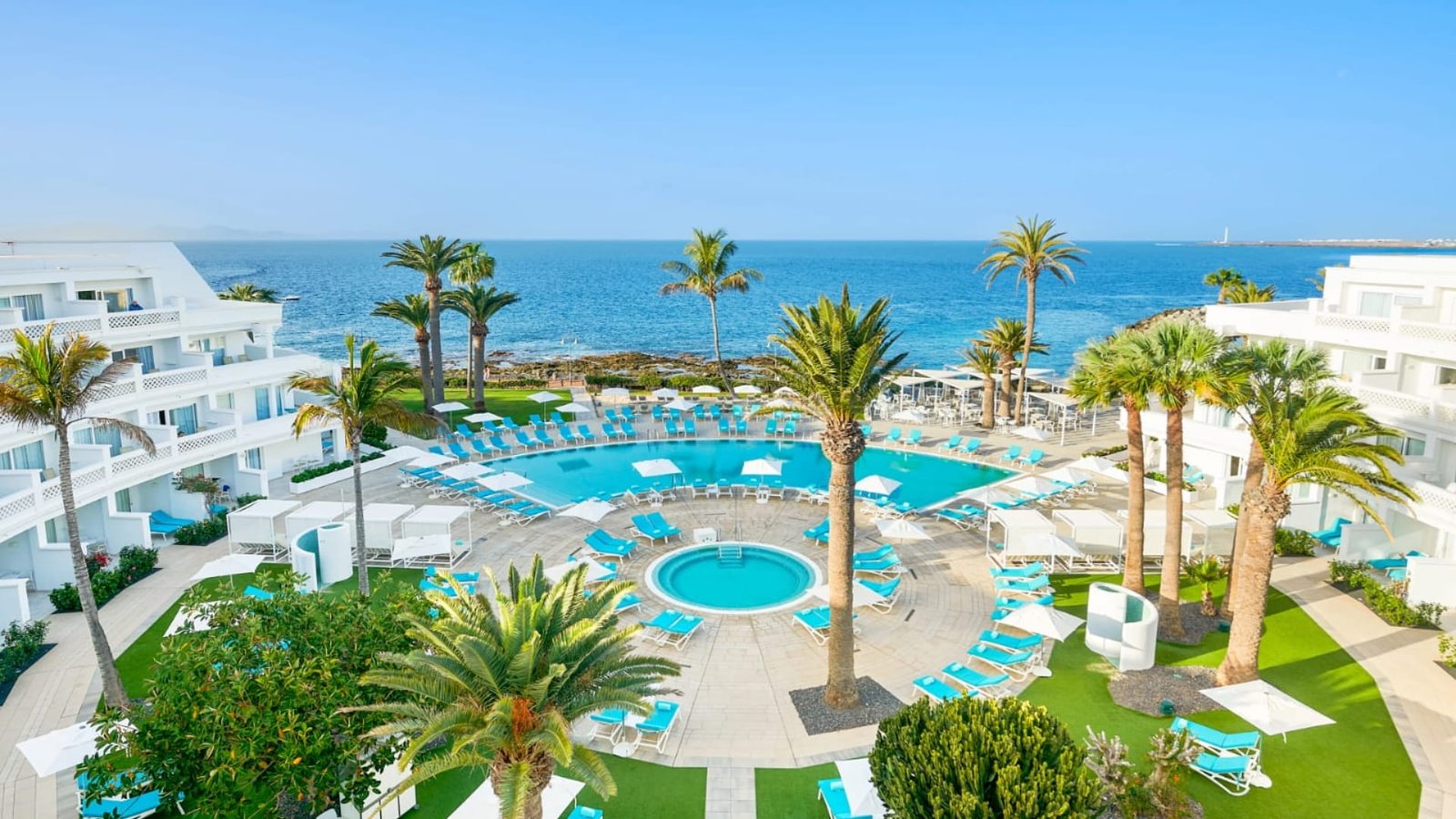 Iberostar Selection Lanzarote Park: A Beautiful Beachfront Stay in Lanzarote