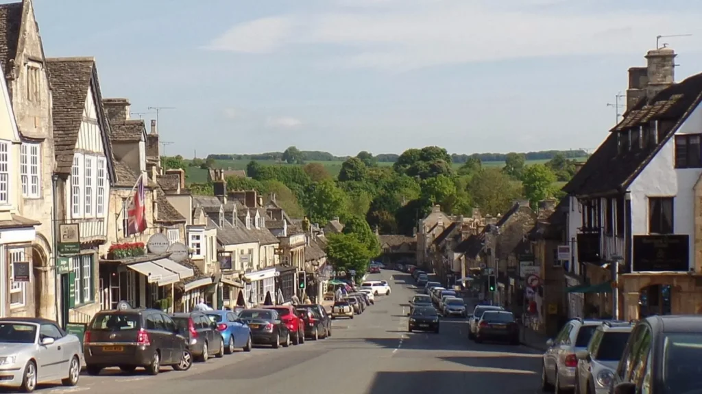 Things to Do Near Burford: Best Places to Visit in the Cotswolds